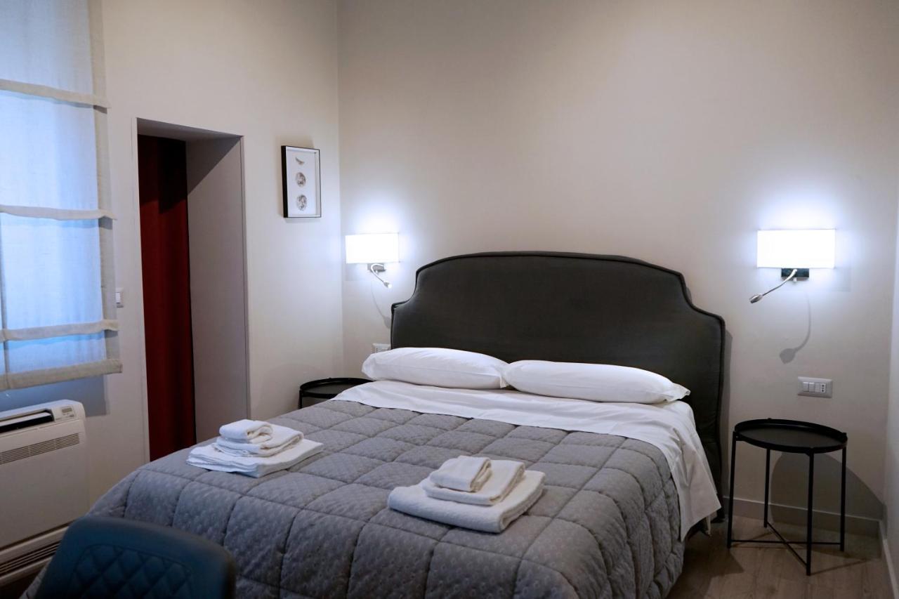 Re Di Smirne By Apulia Accommodation 바리 외부 사진
