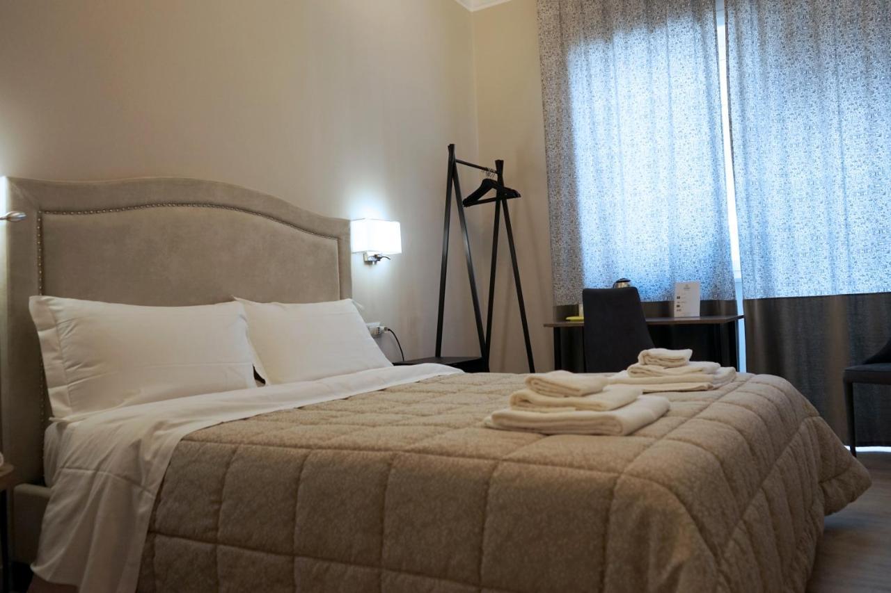 Re Di Smirne By Apulia Accommodation 바리 외부 사진