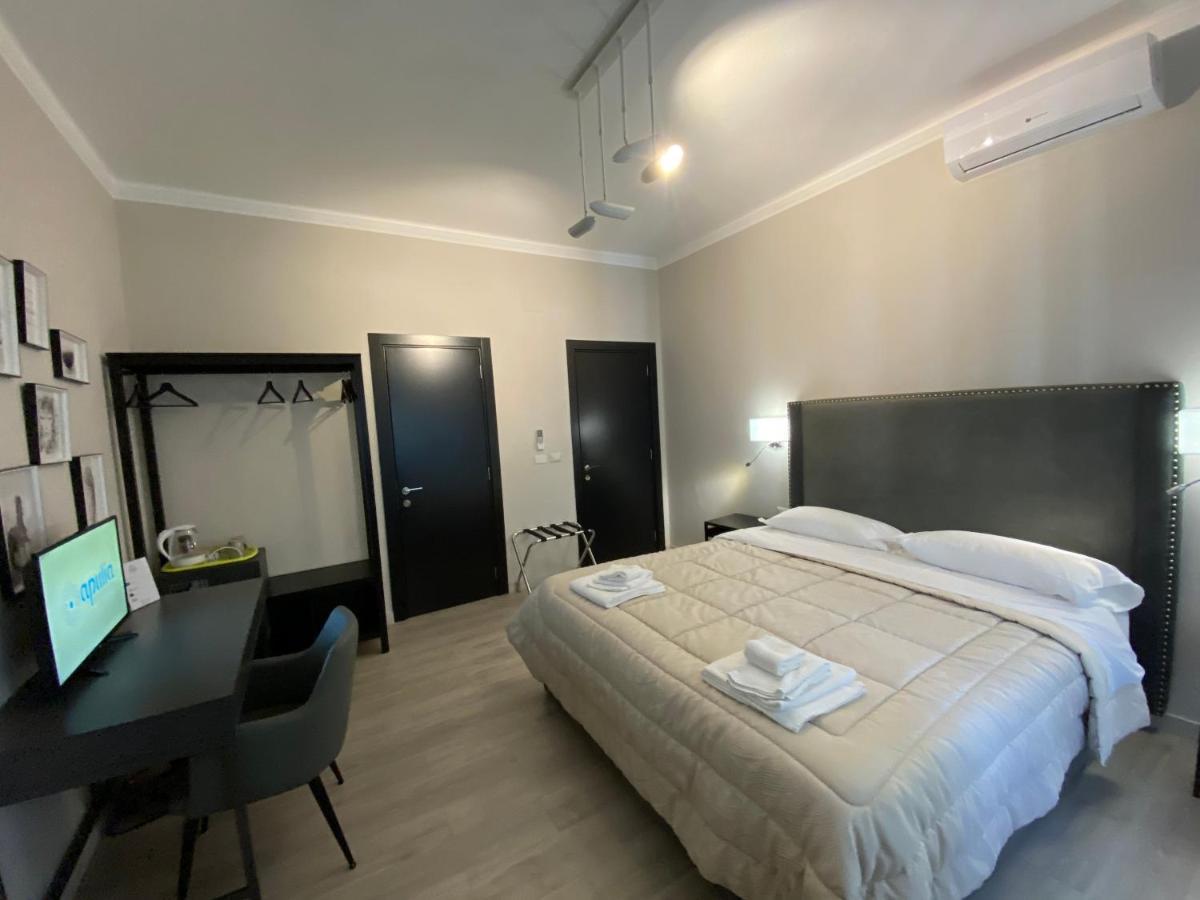 Re Di Smirne By Apulia Accommodation 바리 외부 사진