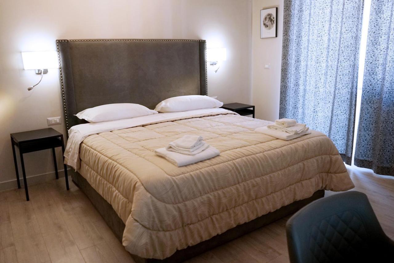 Re Di Smirne By Apulia Accommodation 바리 외부 사진