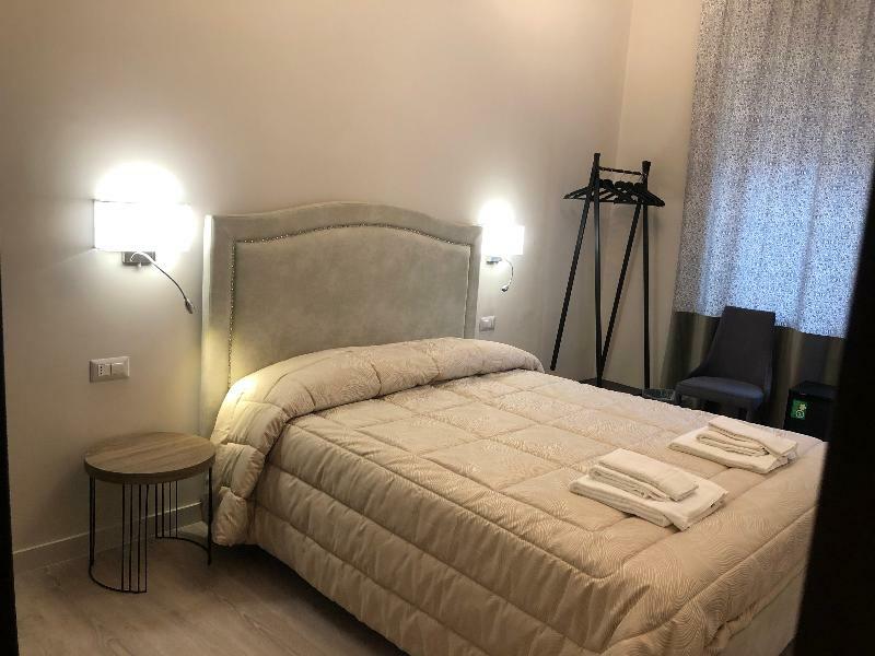 Re Di Smirne By Apulia Accommodation 바리 외부 사진